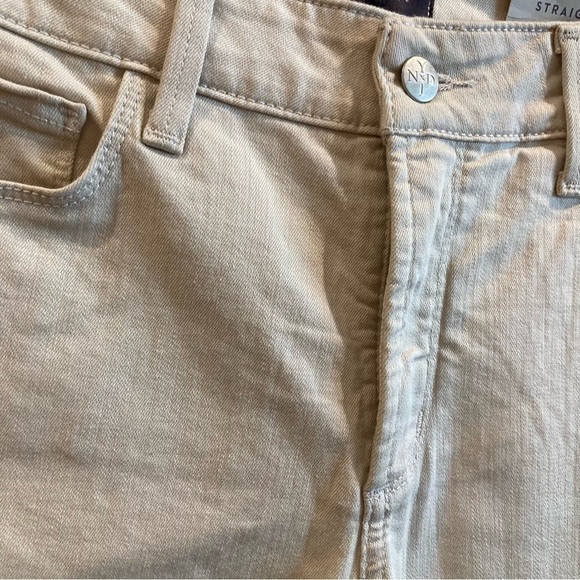 NYDJ Sz 8 Marilyn Straight Cream Coloured Jeans NWT - Picture 3 of 11